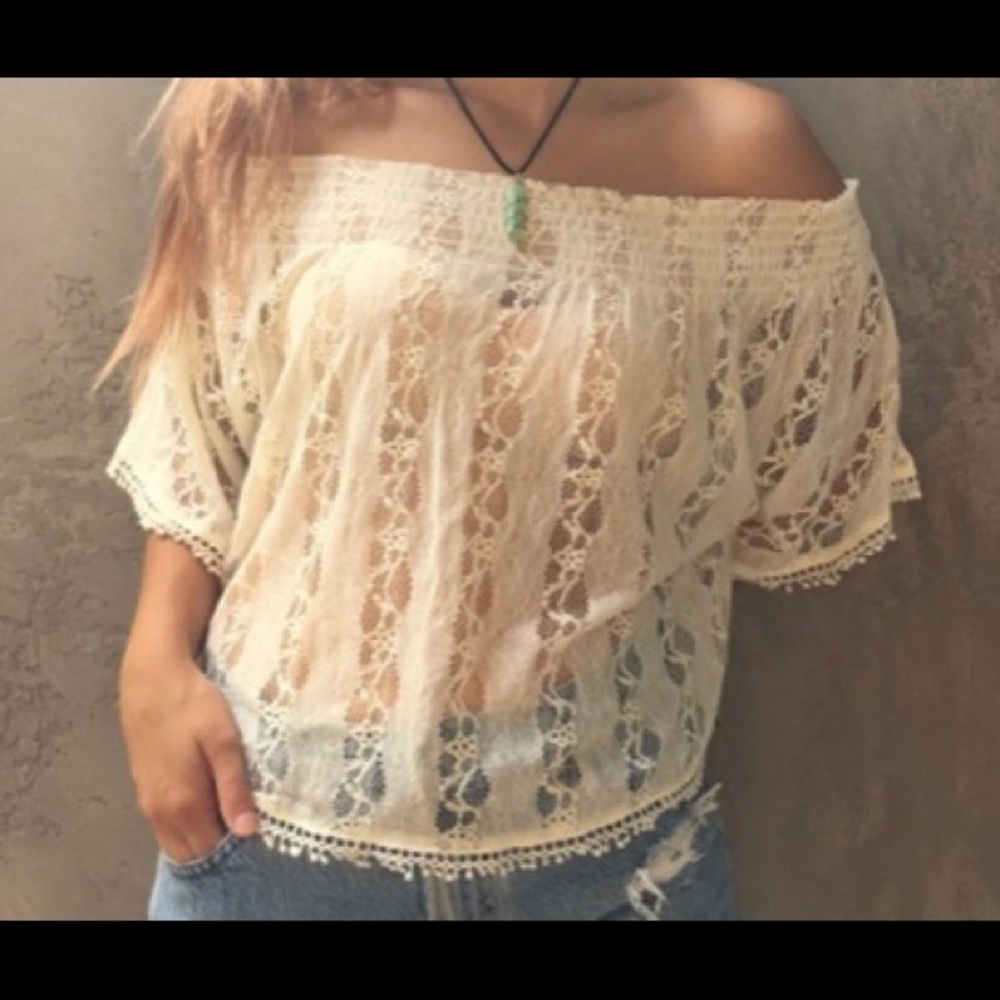 Abercrombie & Fitch top